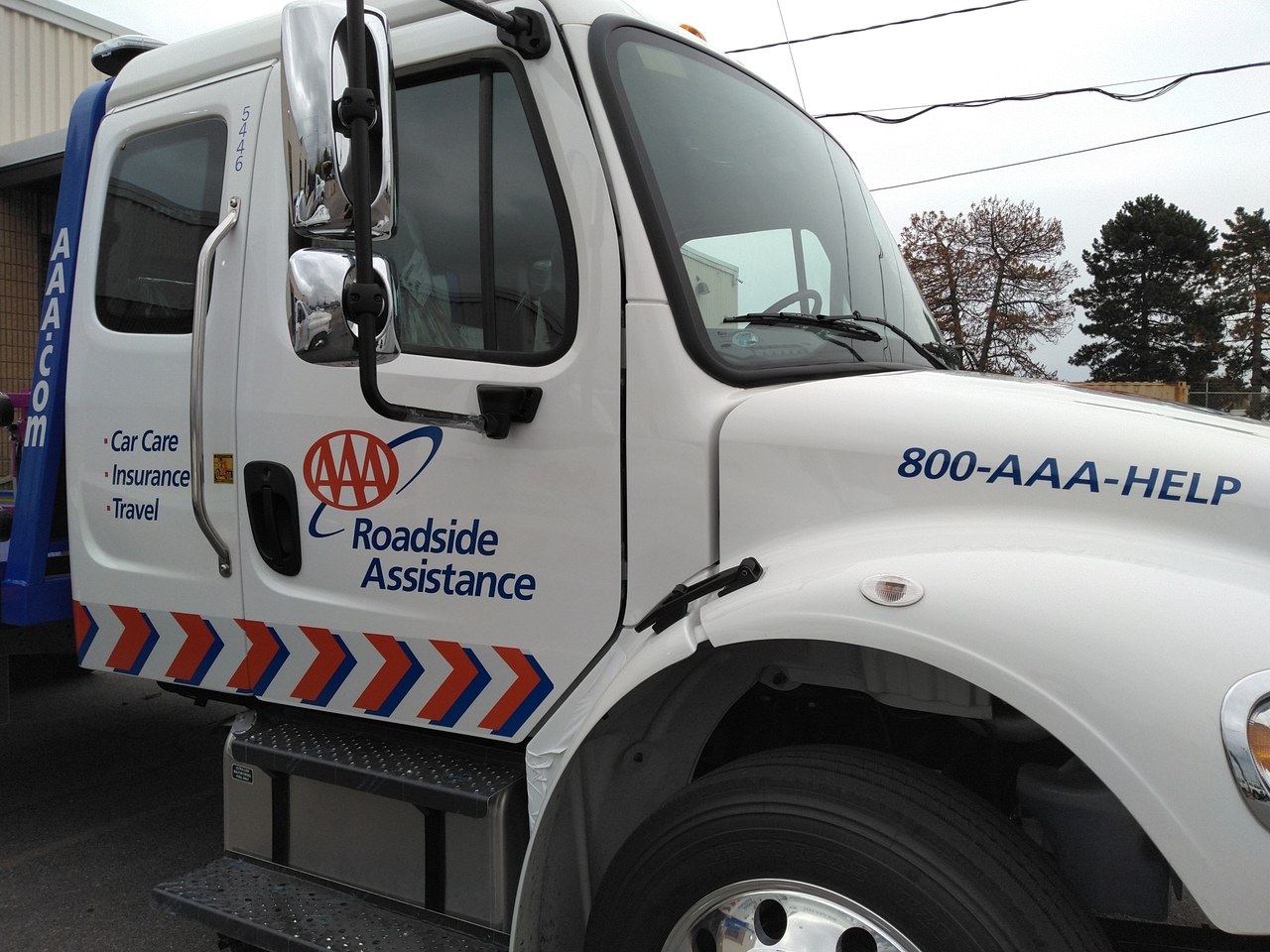AAA Roadside Assistance Freightliner Flatbed Cab Front