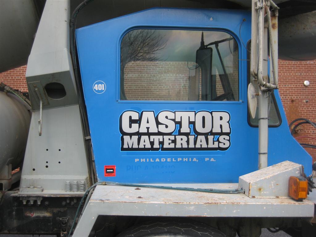 Castor Materials Cement Mixer Truck