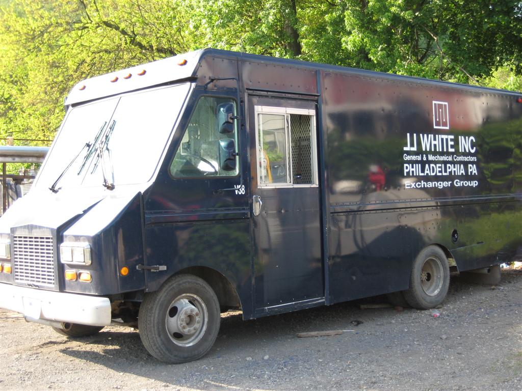 JJ White Inc Step Van