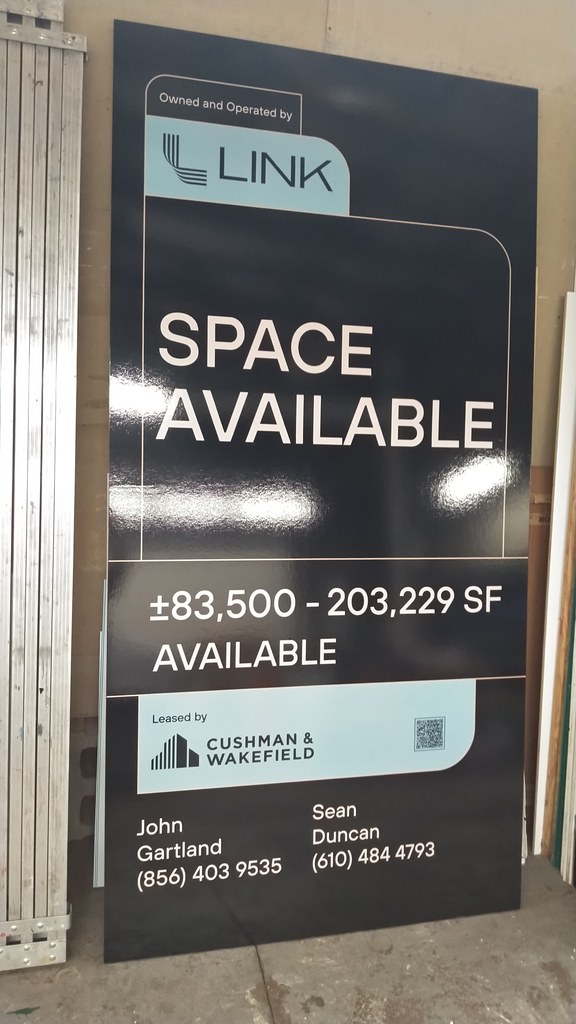 Link Space Available Cushman And Wakefield Leasing Sign
