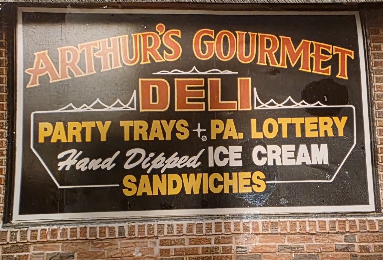 arthurs gourmet deli