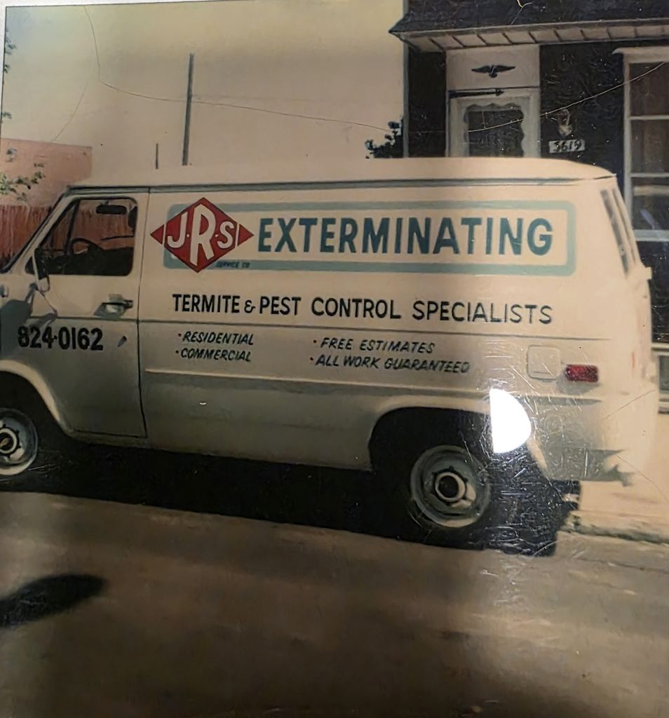 jrs pest vehicle